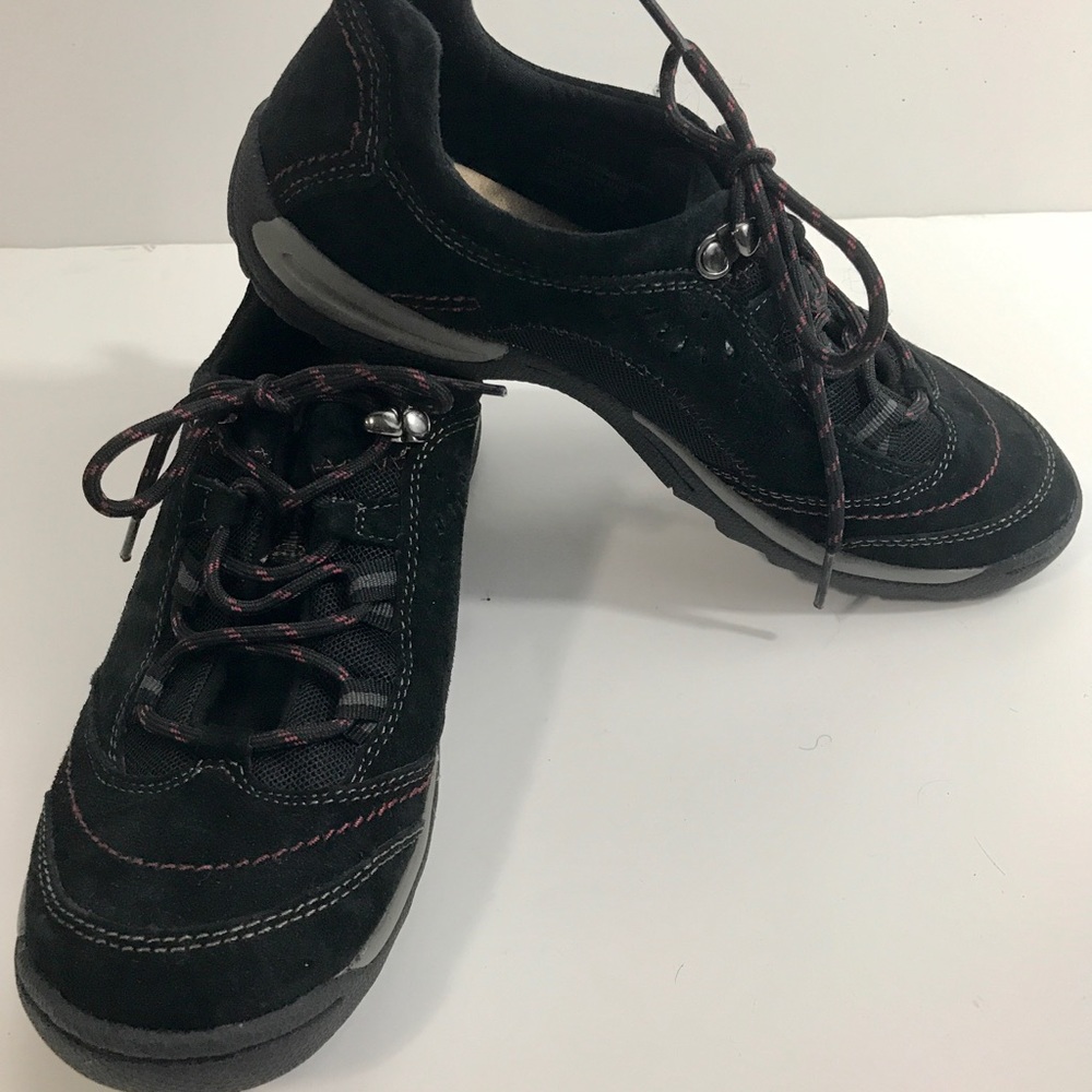 Earth Origins Suede Water Resistant Sneakers